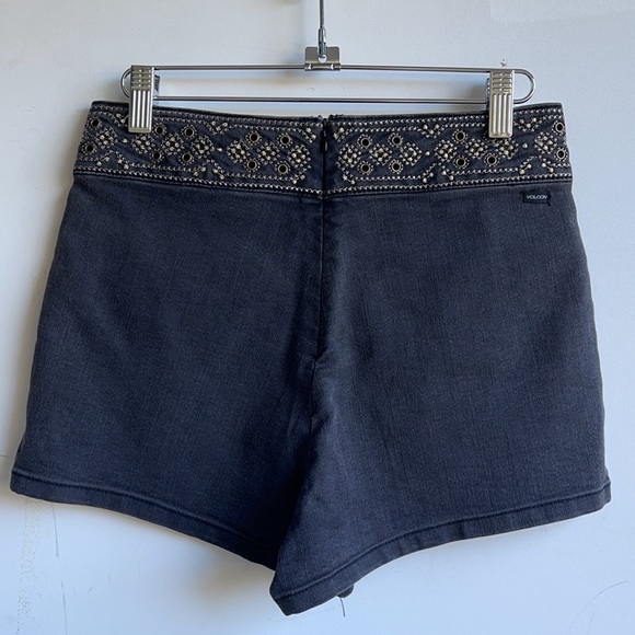 Volcom short - Picture 2 of 4